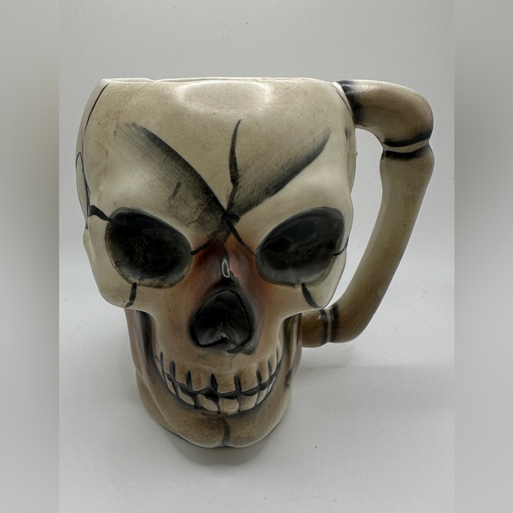 Disney World Land 1970’s Haunted Mansion Skull Mug Made‎ in Japan